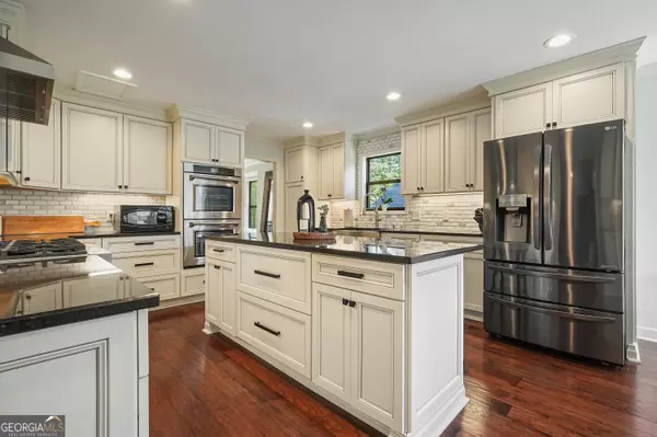 Marietta, GA 30062,2153 Deep Woods WAY