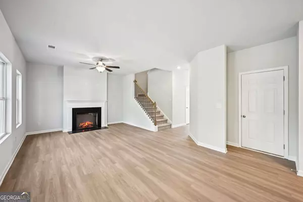 Woodstock, GA 30189,431 Lanier CIR