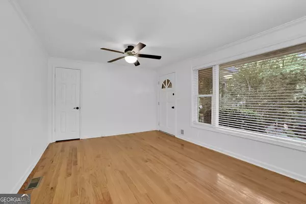 Atlanta, GA 30345,2286 Capehart CIR NE