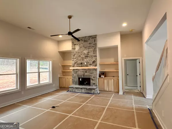 Carrollton, GA 30116,113 Red Oak LN