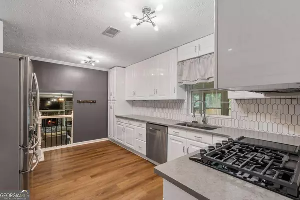 Peachtree Corners, GA 30092,6027 PEACHMONT TER