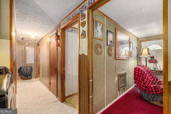 Comer, GA 30629,858 Clairmont AVE