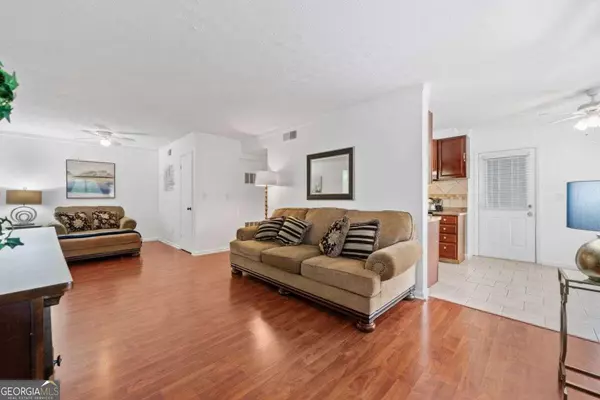 Peachtree Corners, GA 30092,102 Glenleaf DR