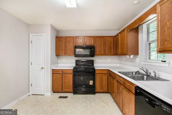 Douglasville, GA 30135,6560 Chickasaw DR