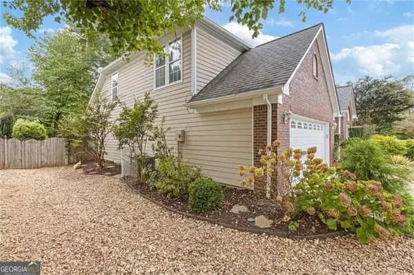 Alpharetta, GA 30004,2445 Lunetta LN