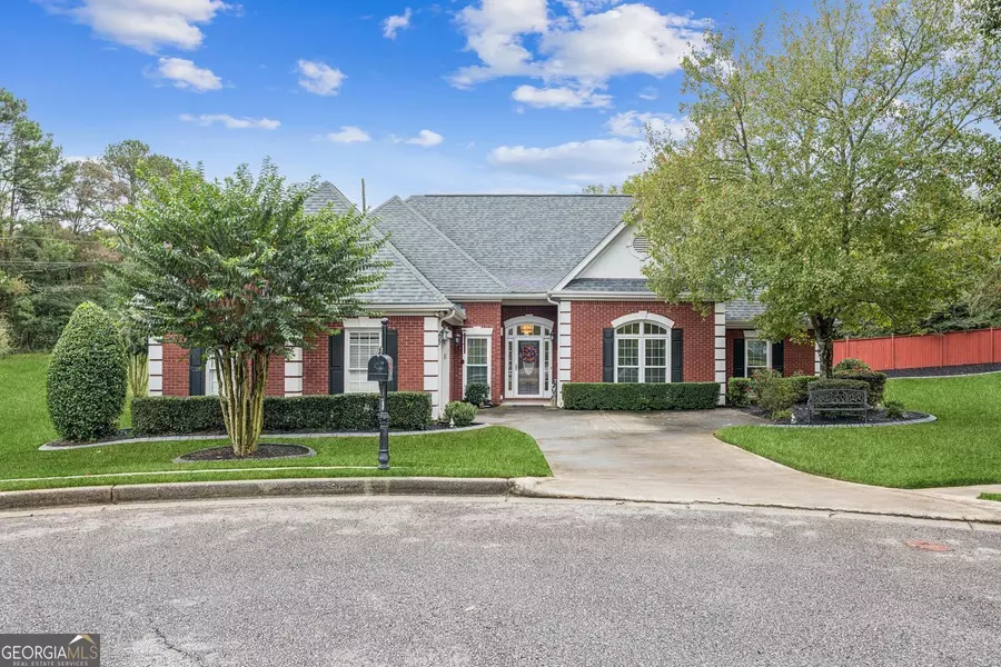 1303 Merlot CT, Hoschton, GA 30548