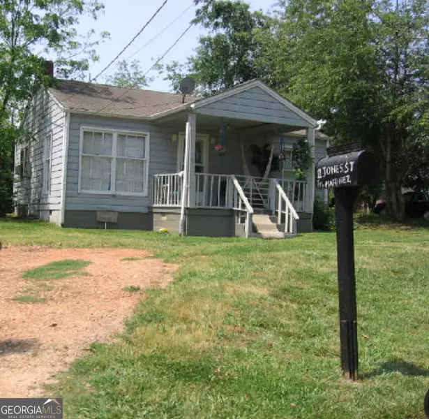 11 Jones ST, Gainesville, GA 30501