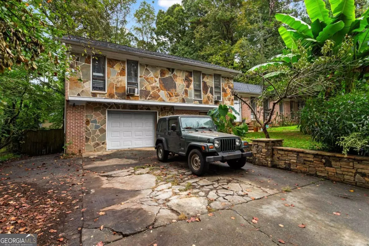 Norcross, GA 30093,1576 Village DR