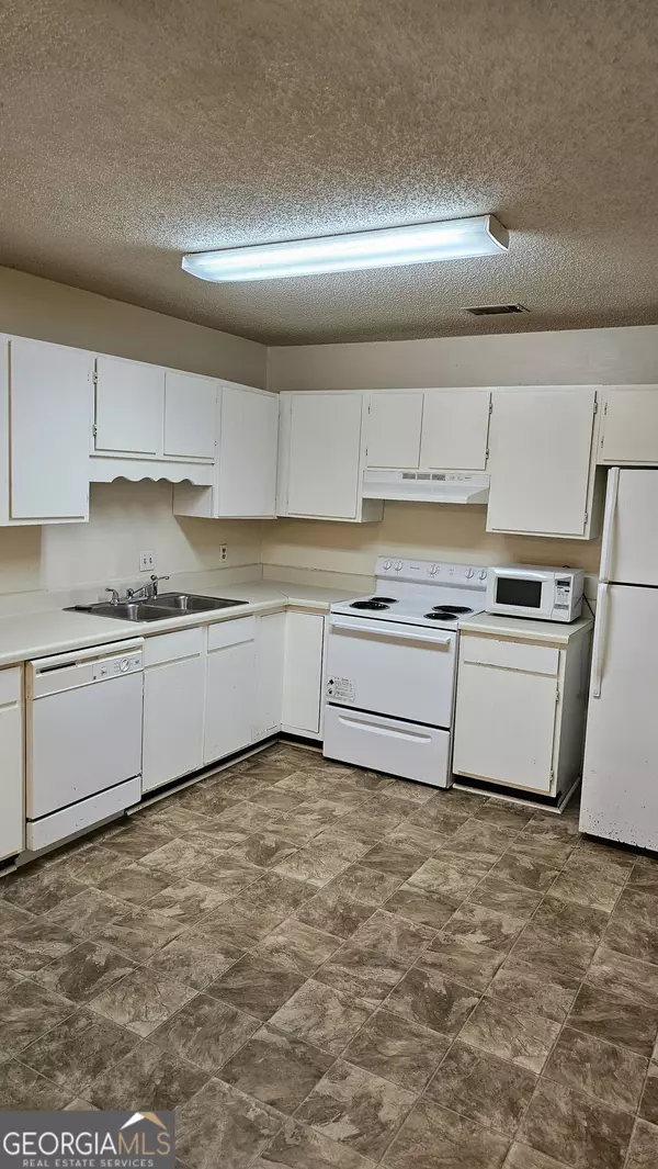 Warner Robins, GA 31088,331 Somerset DR