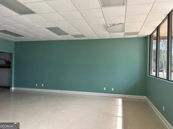 Eatonton, GA 31024,122 Scott Oak DR