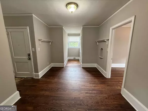 Gainesville, GA 30501,300 Forrest AVE #B