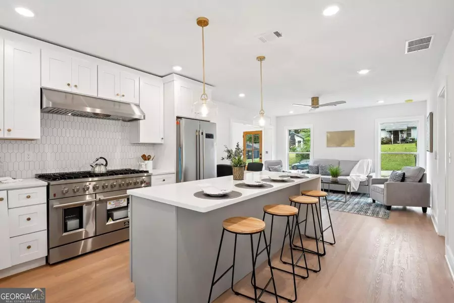 1713 North AVE NW, Atlanta, GA 30318