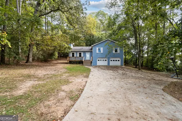 Hoschton, GA 30548,447 Wehunt RD