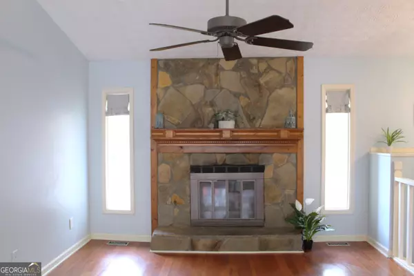 Auburn, GA 30011,2063 Blackberry LN