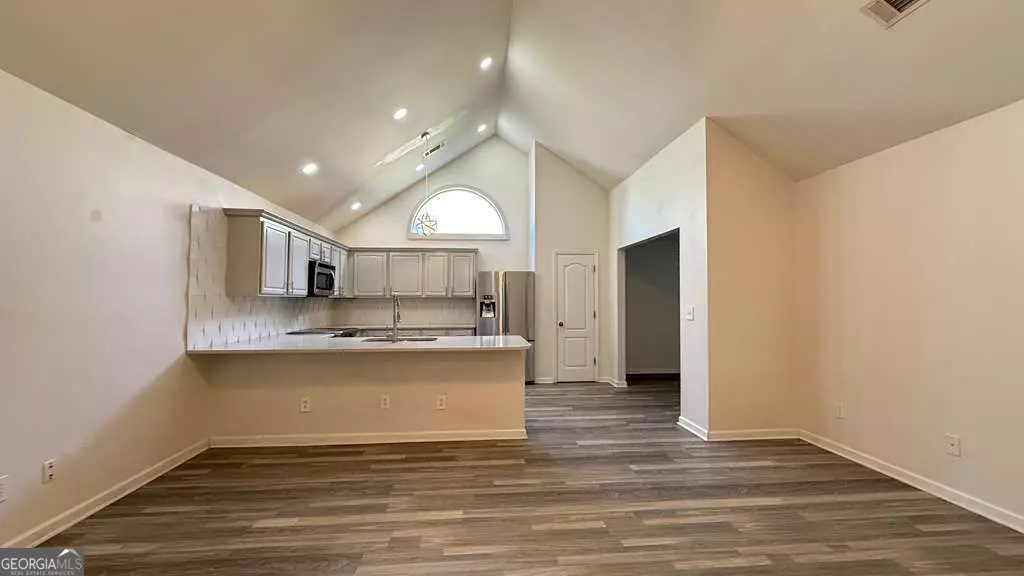 Braselton, GA 30517,6423 GRAND HICKORY DR