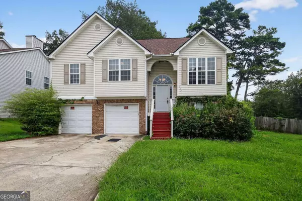 5470 Twin Lakes DR, Atlanta, GA 30349