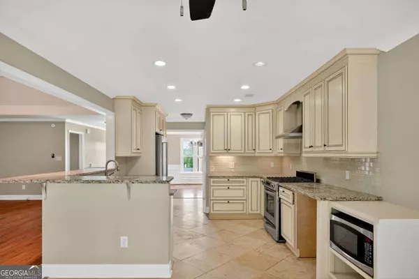 Lawrenceville, GA 30043,1320 Green Oak CIR