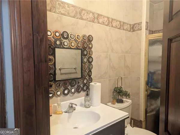 Roswell, GA 30076,1560 Warsaw RD