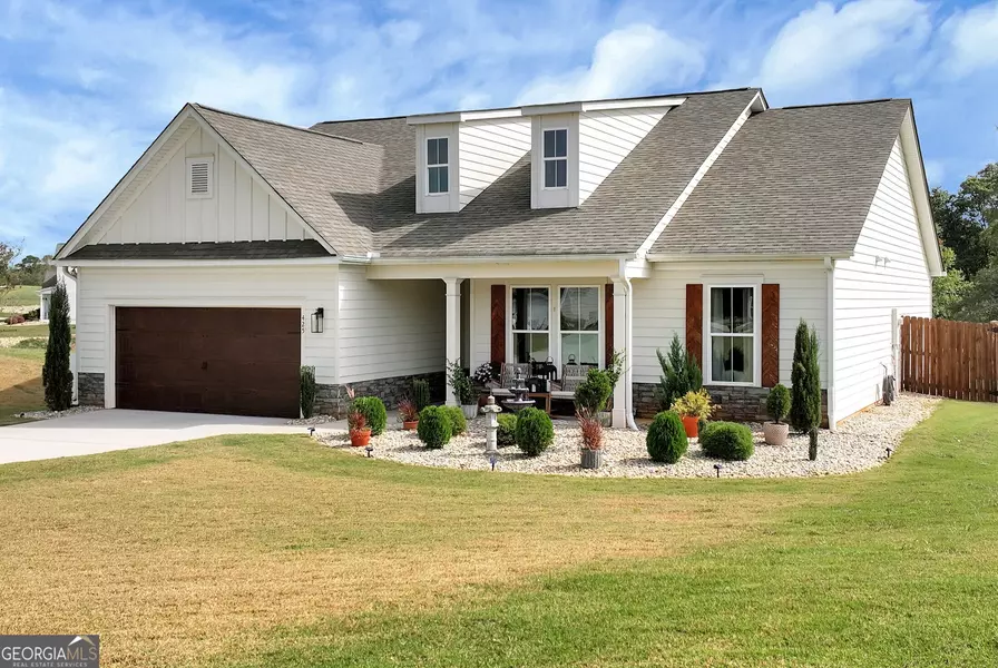 425 Crystal WAY, Cornelia, GA 30531