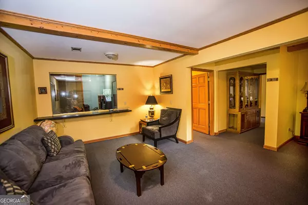 Warner Robins, GA 31093,403 1/2 S Pleasant Hill RD