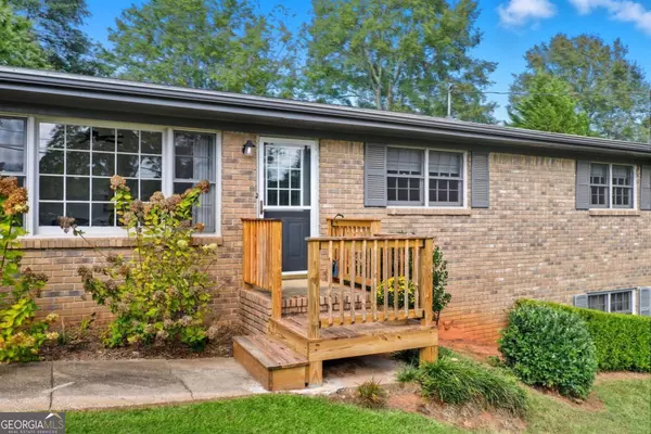 Marietta, GA 30066,605 Embry LN