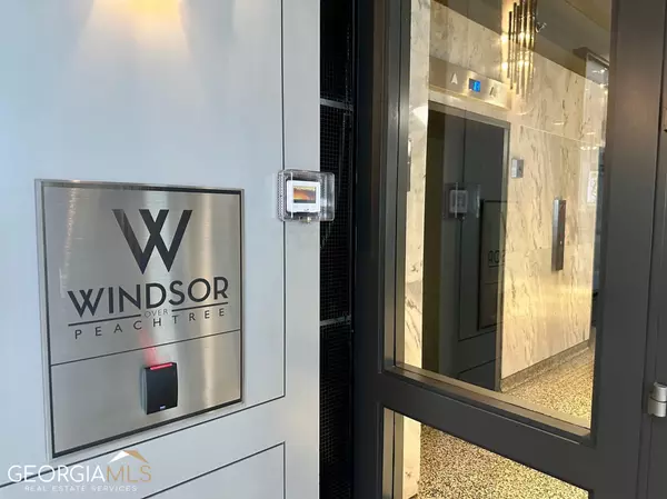 Atlanta, GA 30308,620 NE Peachtree ST #1807