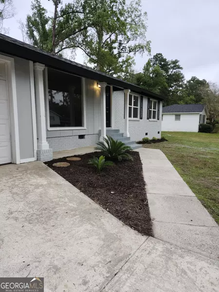 2215 Park LN, Valdosta, GA 31602