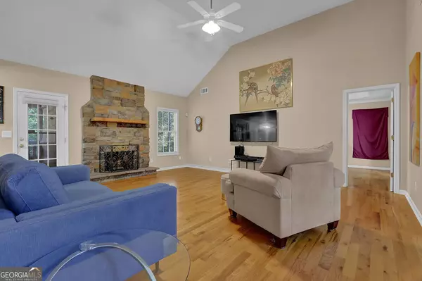 Flowery Branch, GA 30542,7343 Peacebrook DR