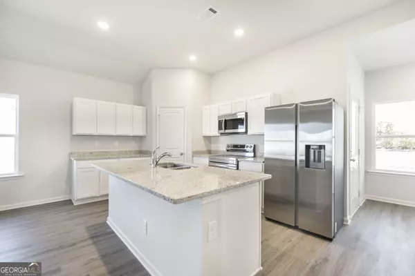 Byron, GA 31008,506 Georgian WALK