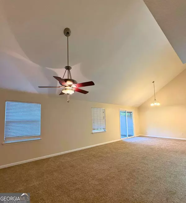 St. Marys, GA 31558,303 Gary CIR