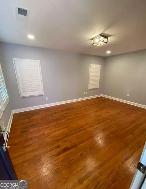 Atlanta, GA 30311,2319 SW Beecher RD SW