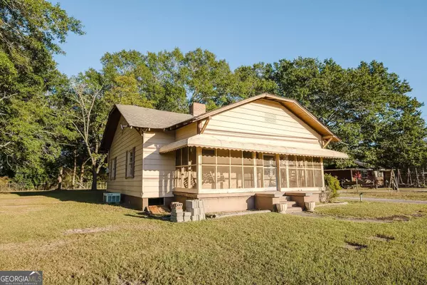 209 Mathews ST, Barnesville, GA 30204