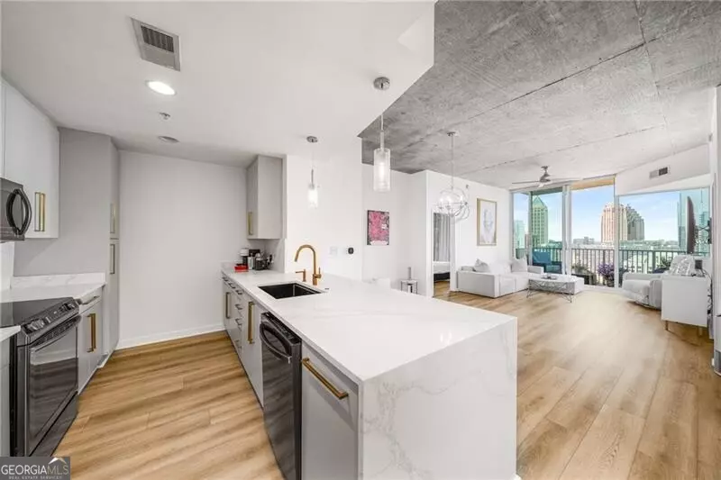 Atlanta, GA 30308,860 Peachtree ST NE #2105