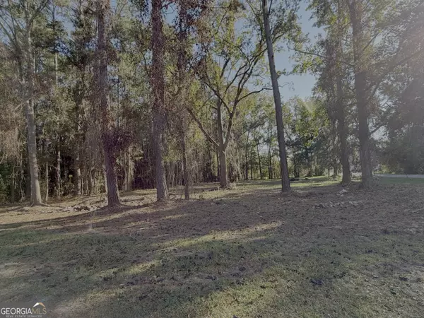 Woodbine, GA 31569,104 E 7th ST