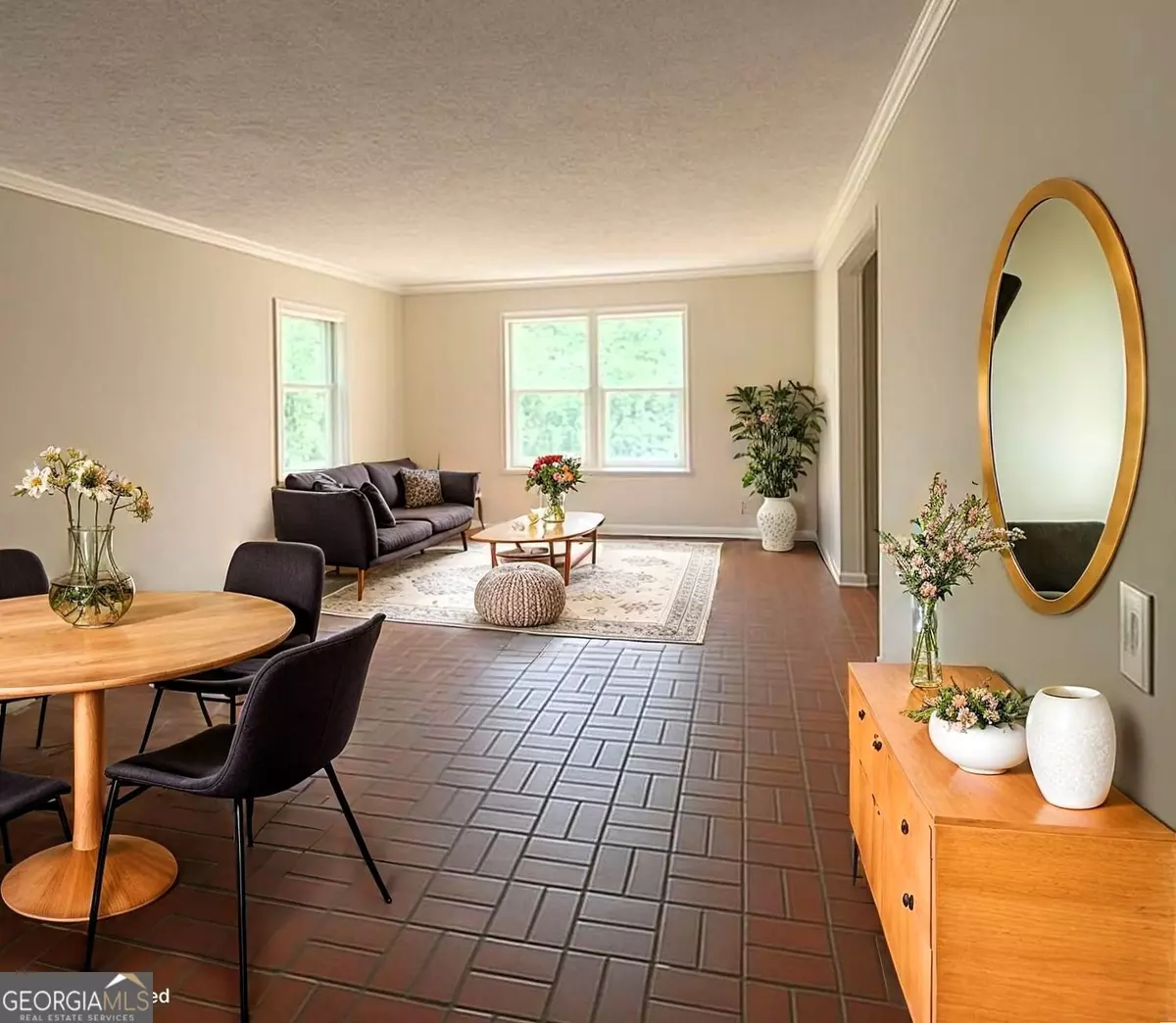 Atlanta, GA 30342,323 Lakemoore DR NE #F