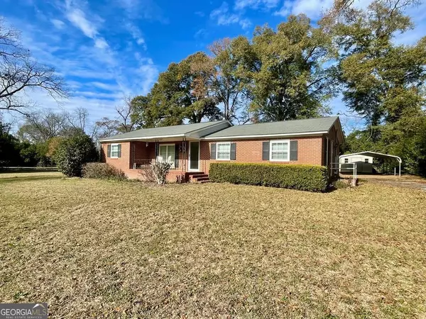 112 Howell ST, Leslie, GA 31764