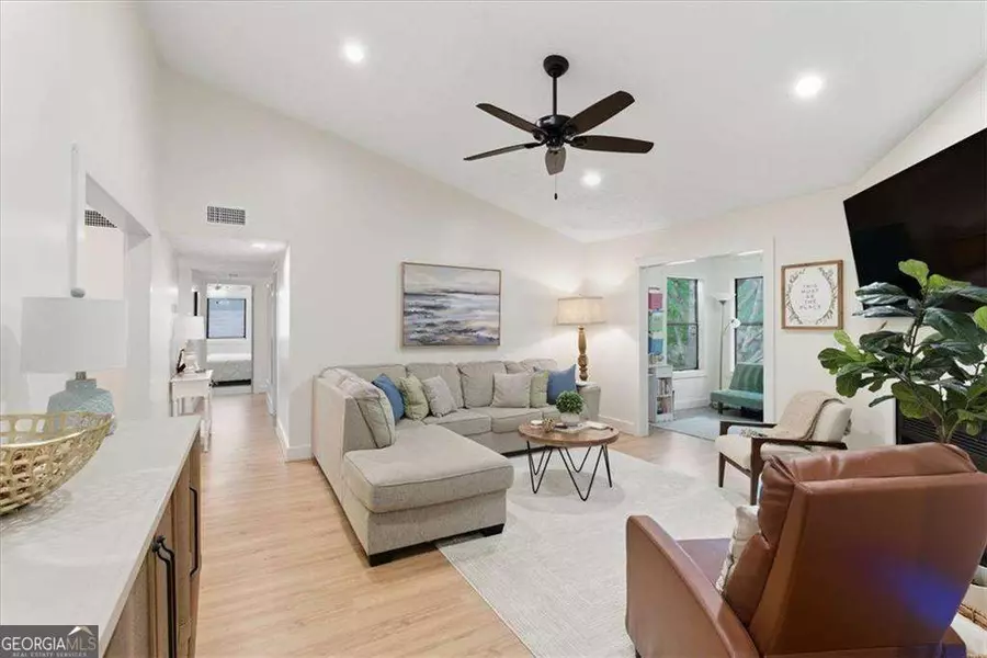 708 Parkaire XING, Marietta, GA 30068