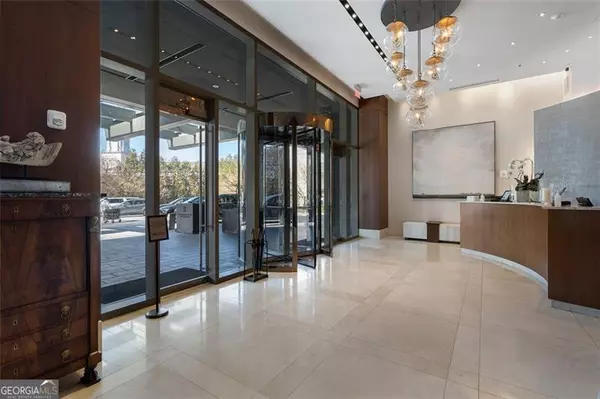 Atlanta, GA 30326,3630 Peachtree RD NE ##2104