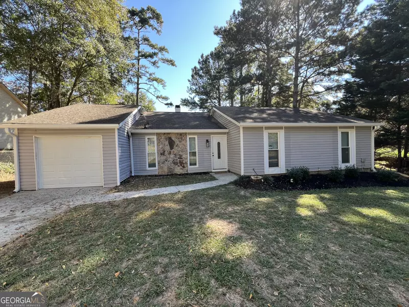 5712 Wesson DR, Ellenwood, GA 30294