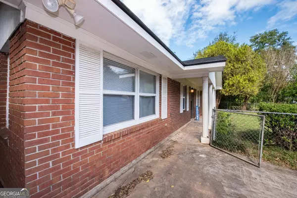 Warner Robins, GA 31093,111 Briarwood DR