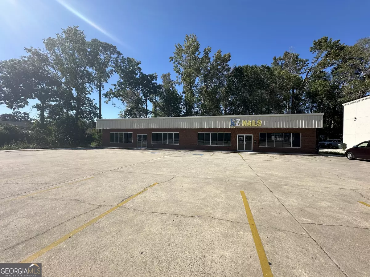 Swainsboro, GA 30401,226 S Main Street