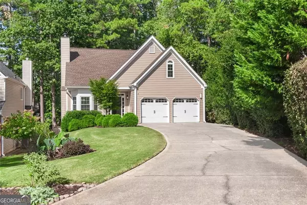 Alpharetta, GA 30022,555 S Riversong LN
