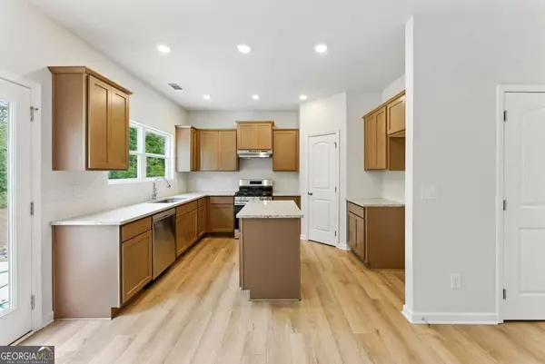 Canton, GA 30114,141 Bloomfield CIR
