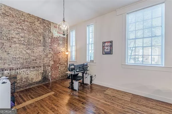 Hapeville, GA 30354,600 COLLEGE ST #101