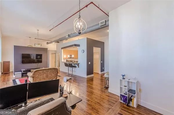 Hapeville, GA 30354,600 COLLEGE ST #101