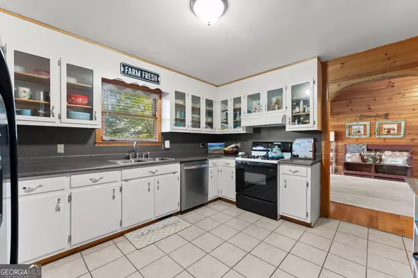 Clarkesville, GA 30523,1688 Ben Jones RD