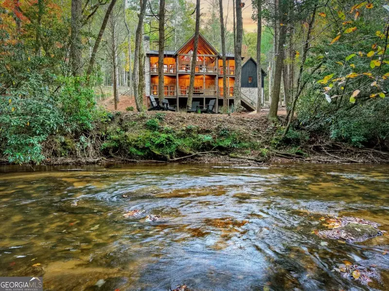 340 Hemlock TRL, Blue Ridge, GA 30513