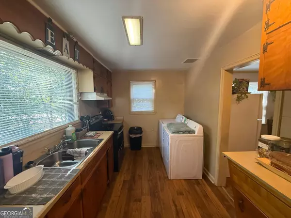 Macon, GA 31204,1184 Edna PL