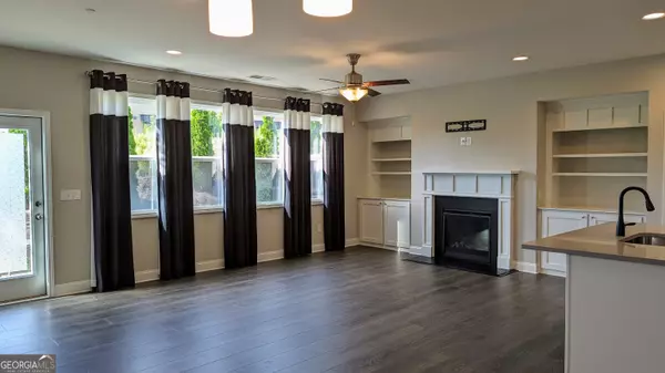 Woodstock, GA 30189,301 Hayden CIR