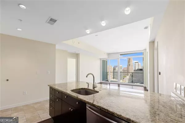 Atlanta, GA 30305,3325 Piedmont RD NE #2207